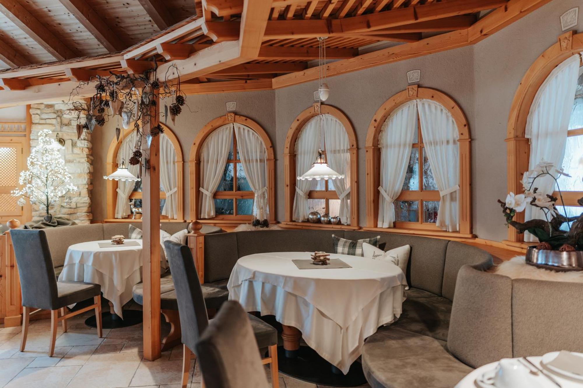 B&B Hotel Mirabel Ortisei Esterno foto